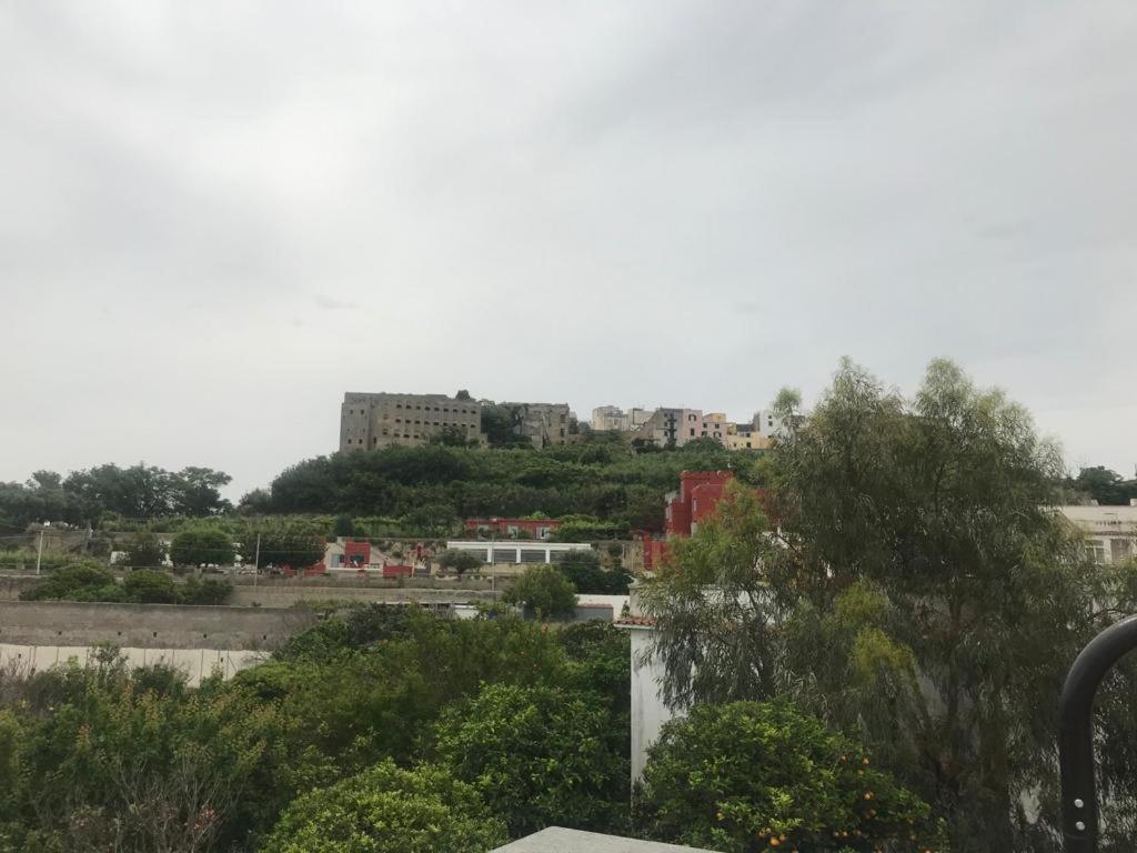 B&B La Lingua Procida Luaran gambar